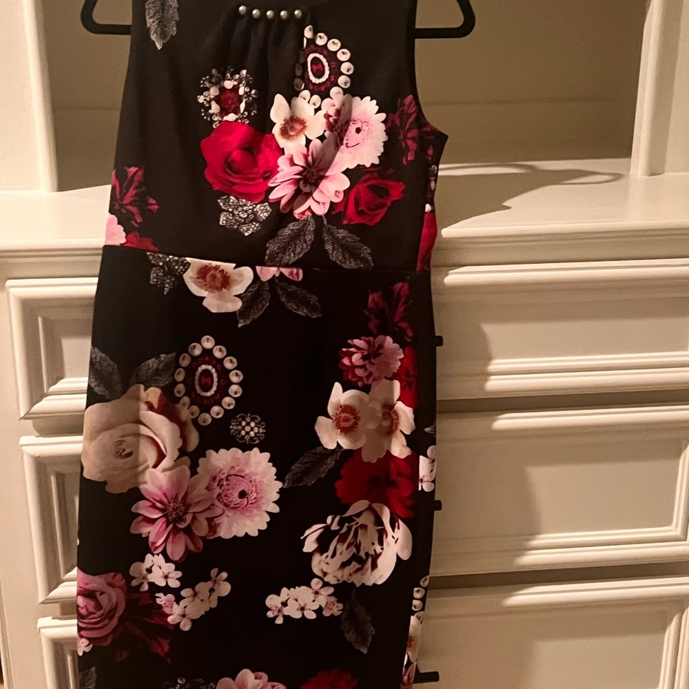 Floral Sleeveless Dress with Pearl Accents